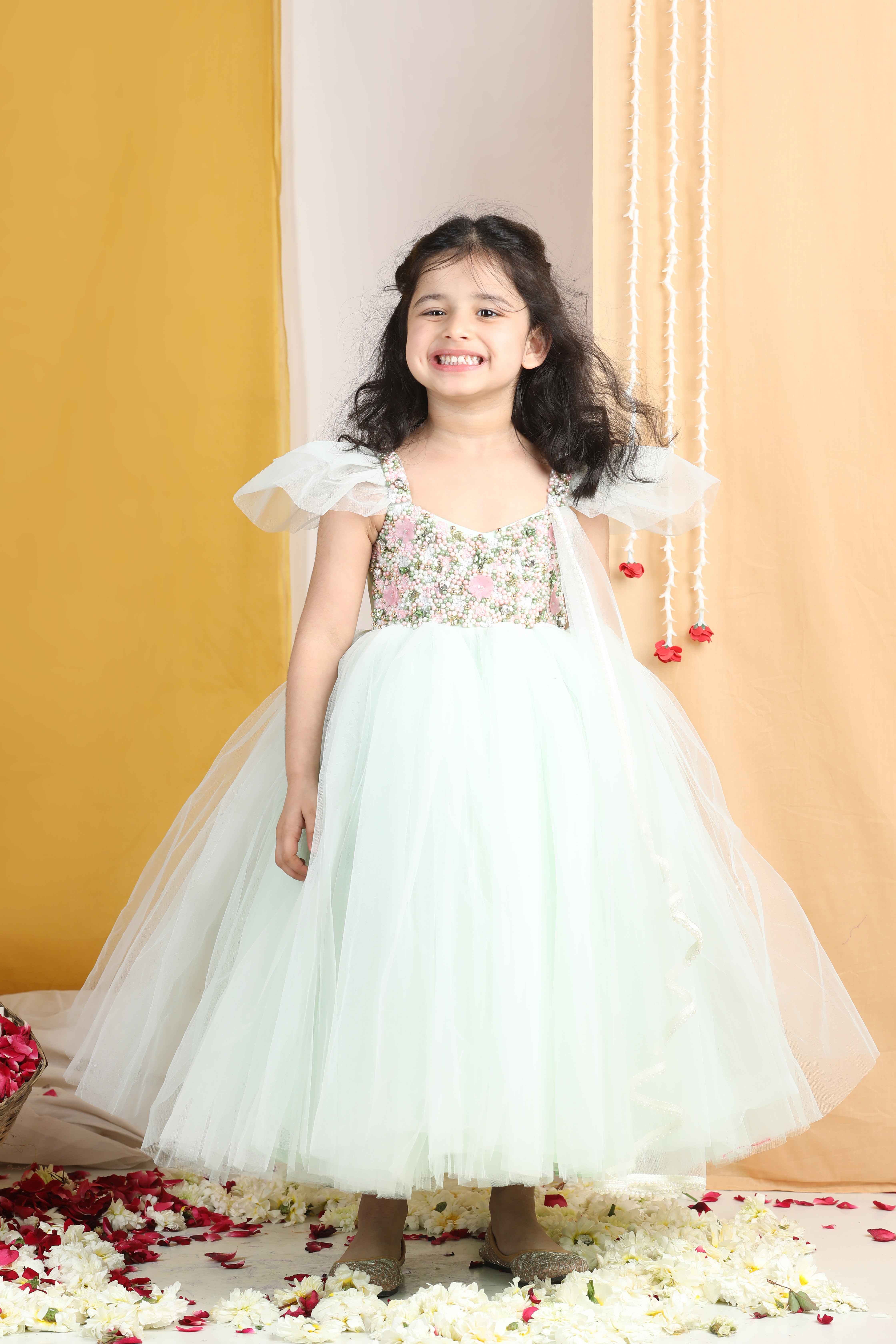 GOWN