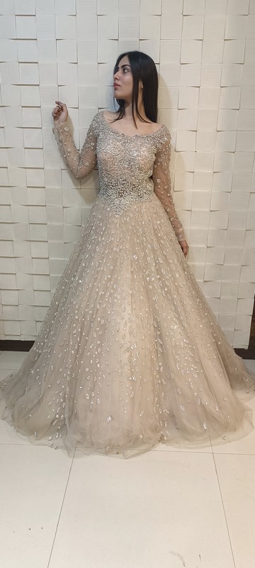 GOWN
