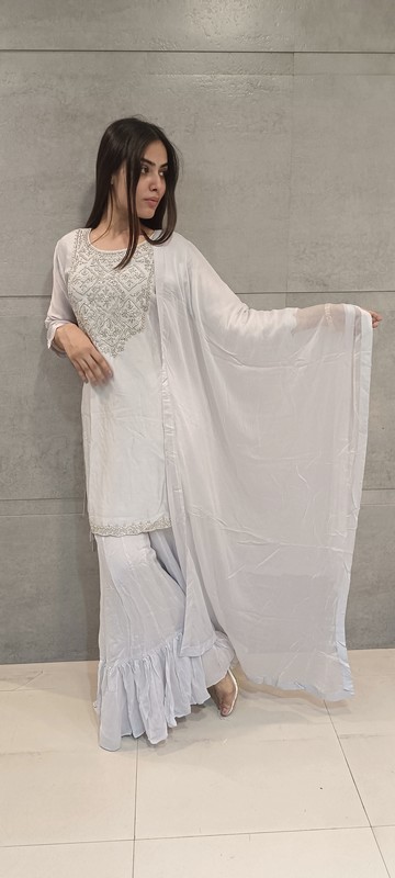 PALAZZO SUIT