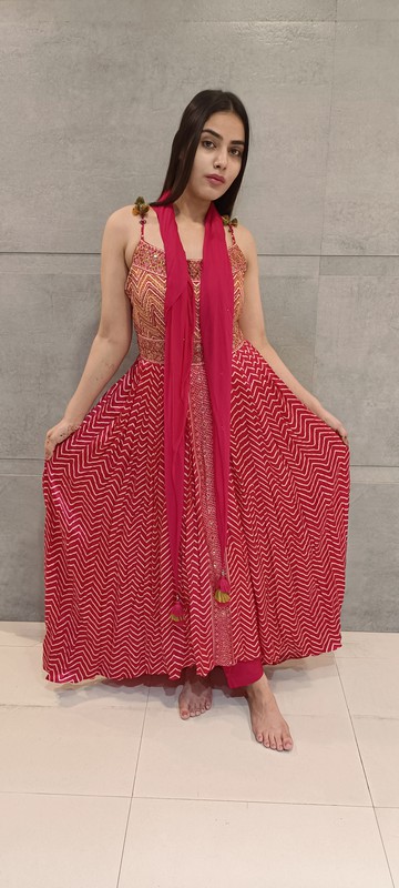 GOWN