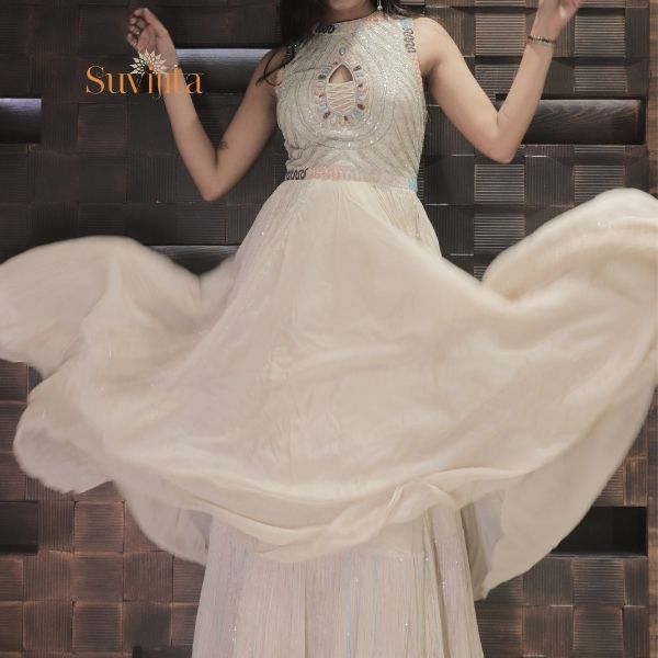 GOWN